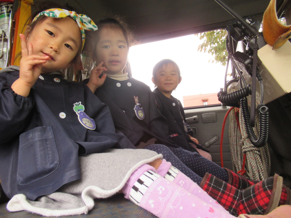 2018.11.29 防災教育　消防車に乗って